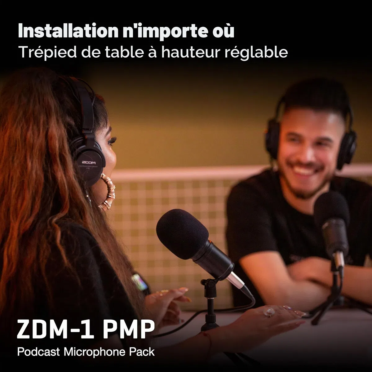 Zoom ZDM-1 Lot de micros pour baladodiffusion, microphone dynamique, casque, trépied, pare-vent, câble XLR, pour l'enregistrement de podcasts