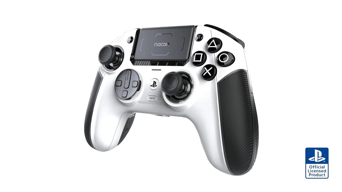 Revolution 5 Pro Controller - White