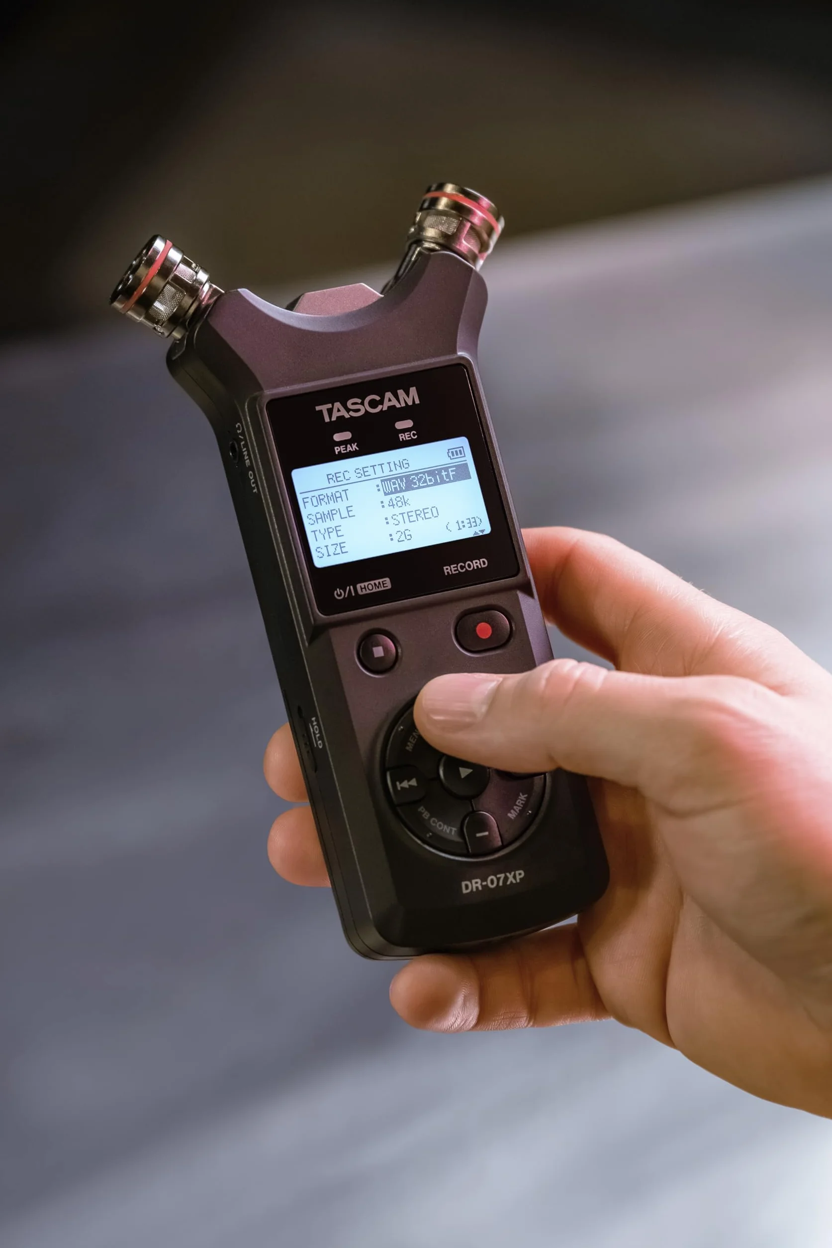 Tascam DR-07XP – Enregistreur portatif à 2 canaux 32 Bits avec Microphones réglables et Interface Audio USB-C