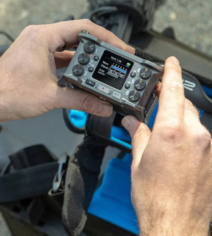 Zoom F6 Enregistreur multipiste 6 canaux 14 pistes avec boîtier en métal anthracite