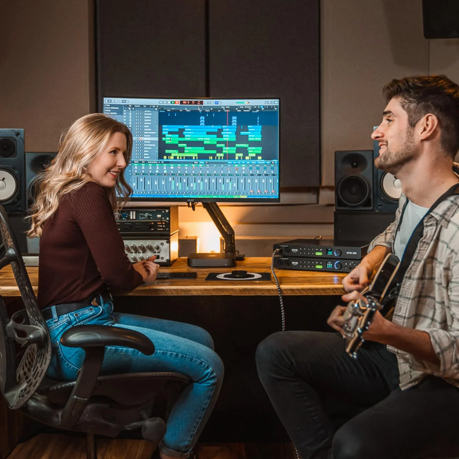 Audient EVO SP8, Studio-Preamp-Expander, Huit préamplis EVO, 8 x préamplis micro EVO avec Smartgain, 8 x sorties ligne, préampli micro, 58dB Mic Gain, convertisseur AD/DA 32 bits, noir