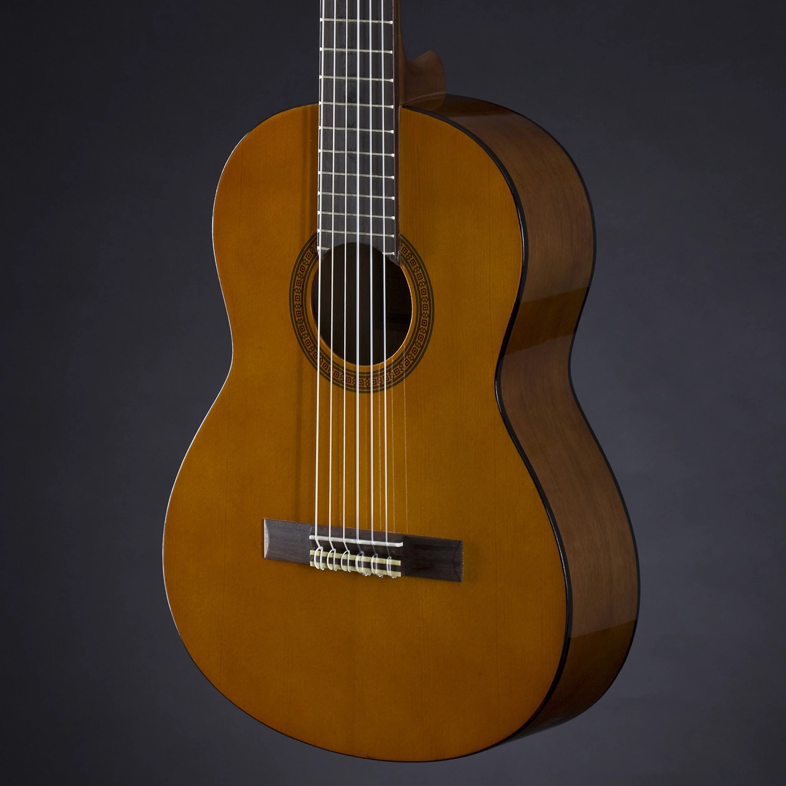 Yamaha CGS102AII Finition naturelle – Guitare d'étude pour jeunes débutants – Caisse compacte et facile à manipuler – Taille 1/2