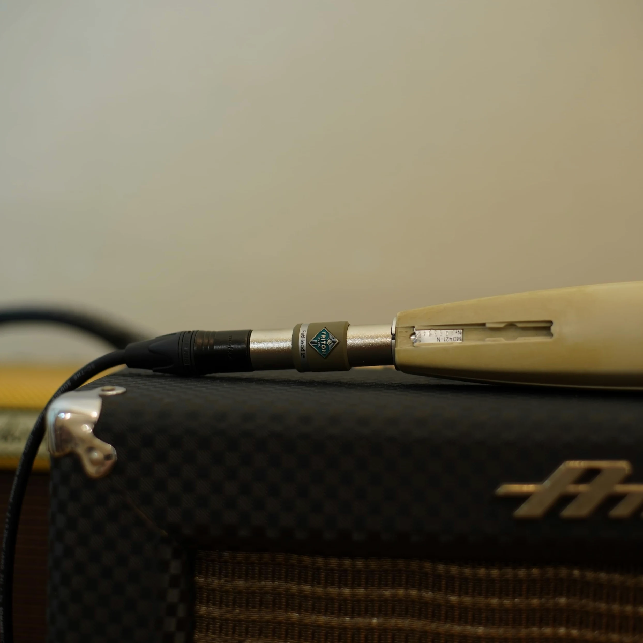 Triton Audio - FetHead Germanium | Préamplificateur de microphone en ligne de haute qualité | Faible bruit 29 dB | Amélioration de la qualité sonore et du rapport signal/bruit