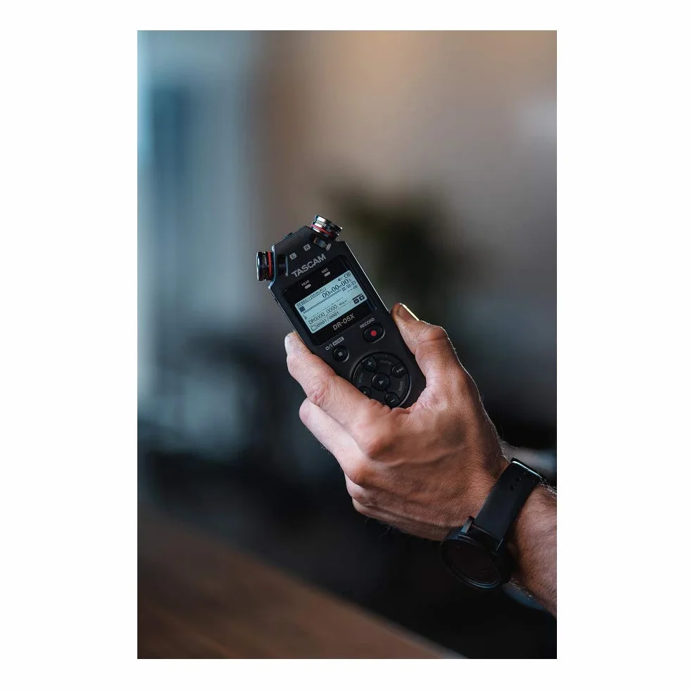 Tascam DR-05X Enregistreur vidéo numérique Portable avec Interface Audio USB
