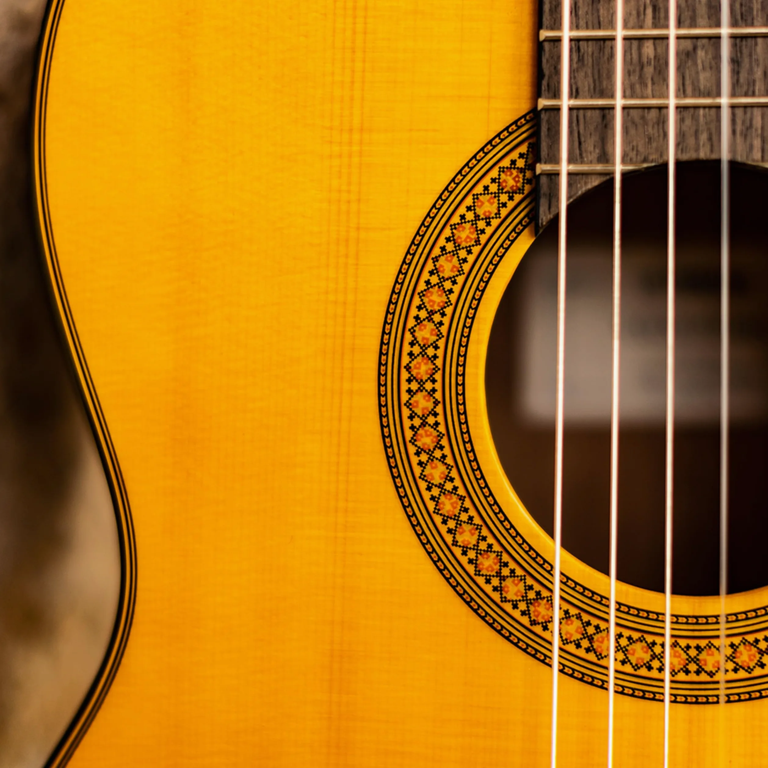 YAMAHA CGX122MC Guitare Classique Électro-Acoustique Taille Standard – Table en Cèdre Massif, Diapason 650 mm, Cordes Nylon, Son Chaud et Riche, Grand Confort de Jeu, Préampli Systèm73