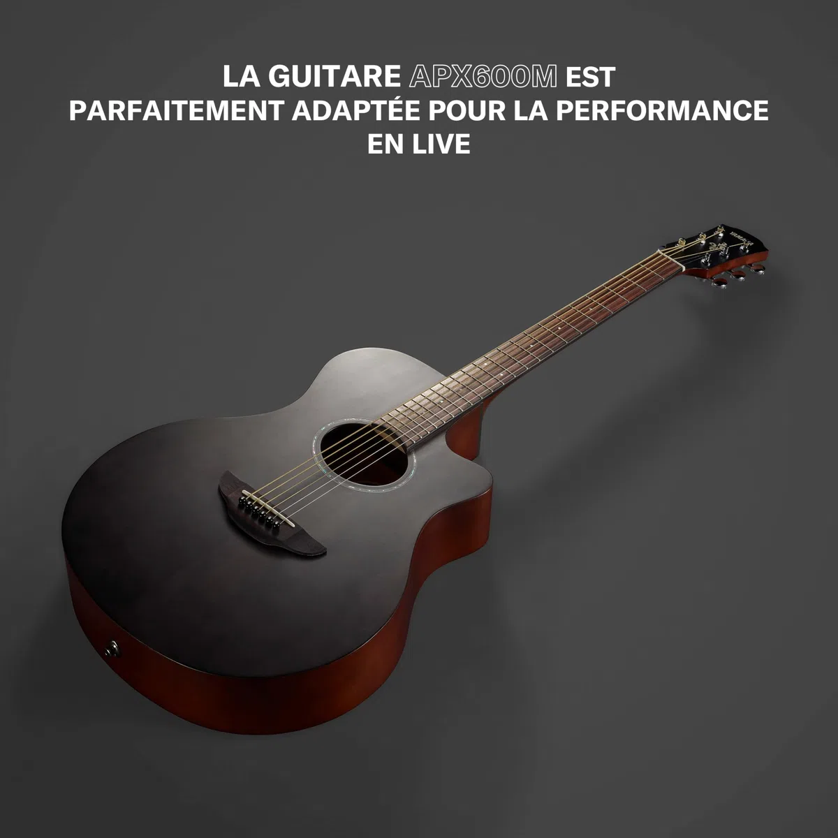 YAMAHA APX600M Guitare Électro-Acoustique – Finition Mate, Caisse Compacte Thinline, Diapason 25”, Table Massive, Système65 avec EQ et Accordeur – Smokey Black